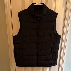 Gap puffer vest